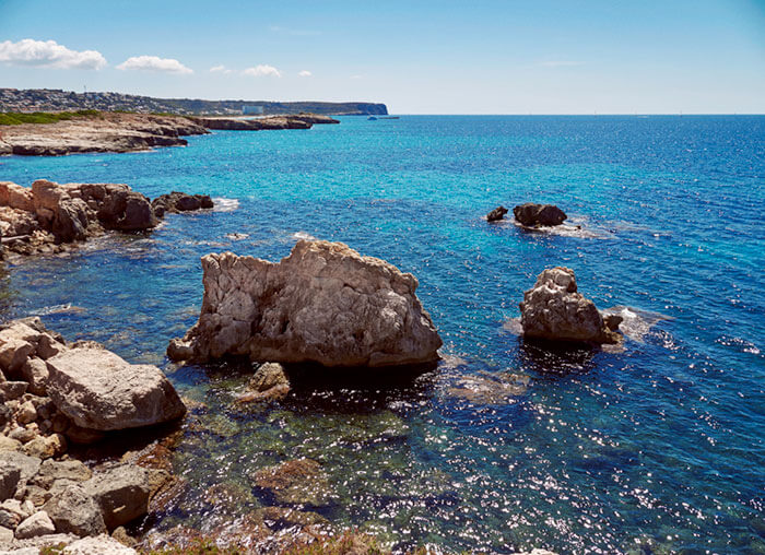La bella y salvaje Menorca II