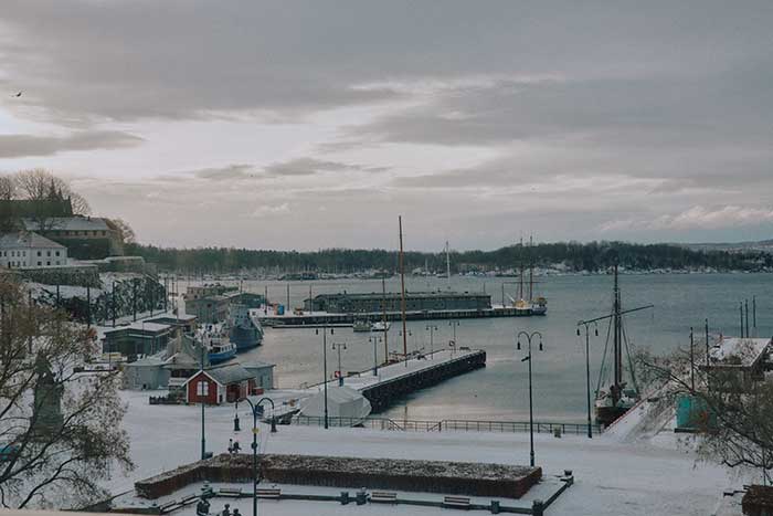 Vistas desde el ayuntamiento de Oslo