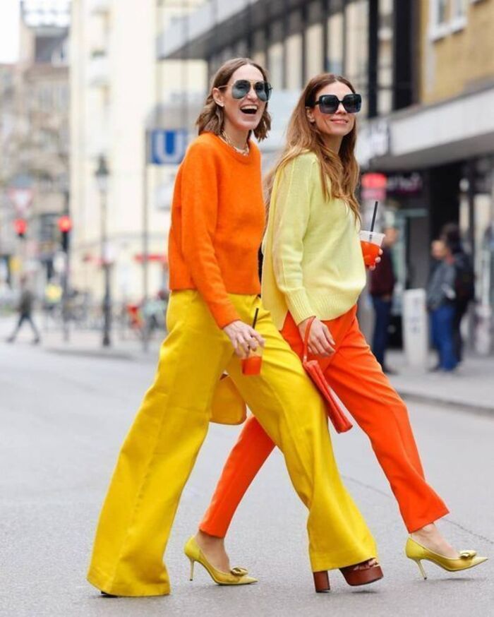 Estilo pantalones de colores